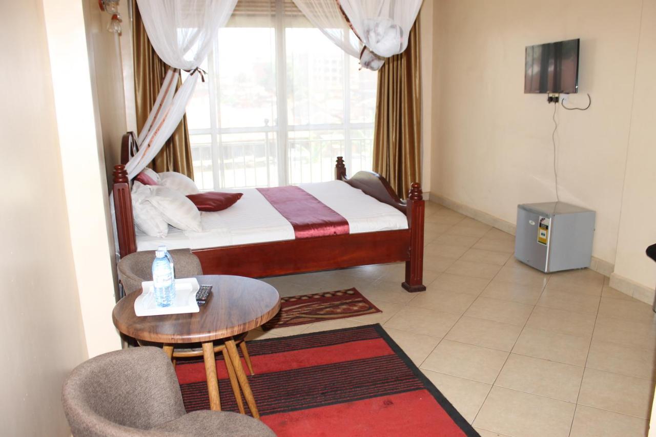 Ss Hotel Kampala Exteriér fotografie
