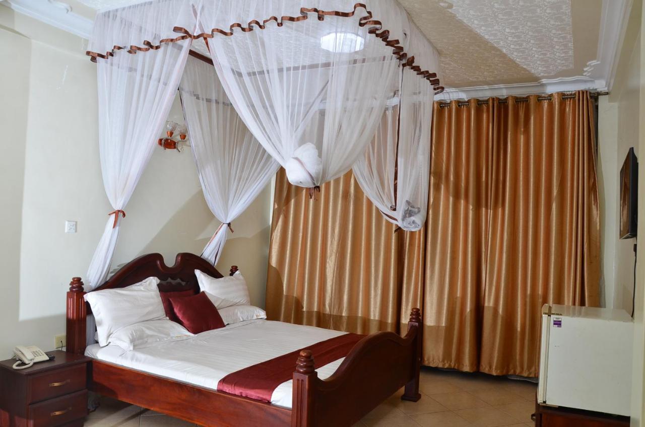 Ss Hotel Kampala Exteriér fotografie