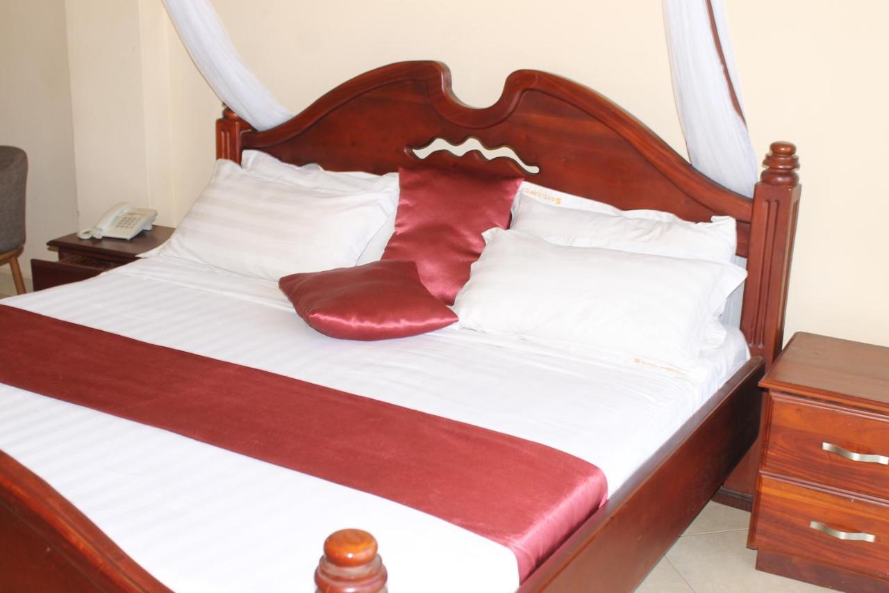 Ss Hotel Kampala Exteriér fotografie
