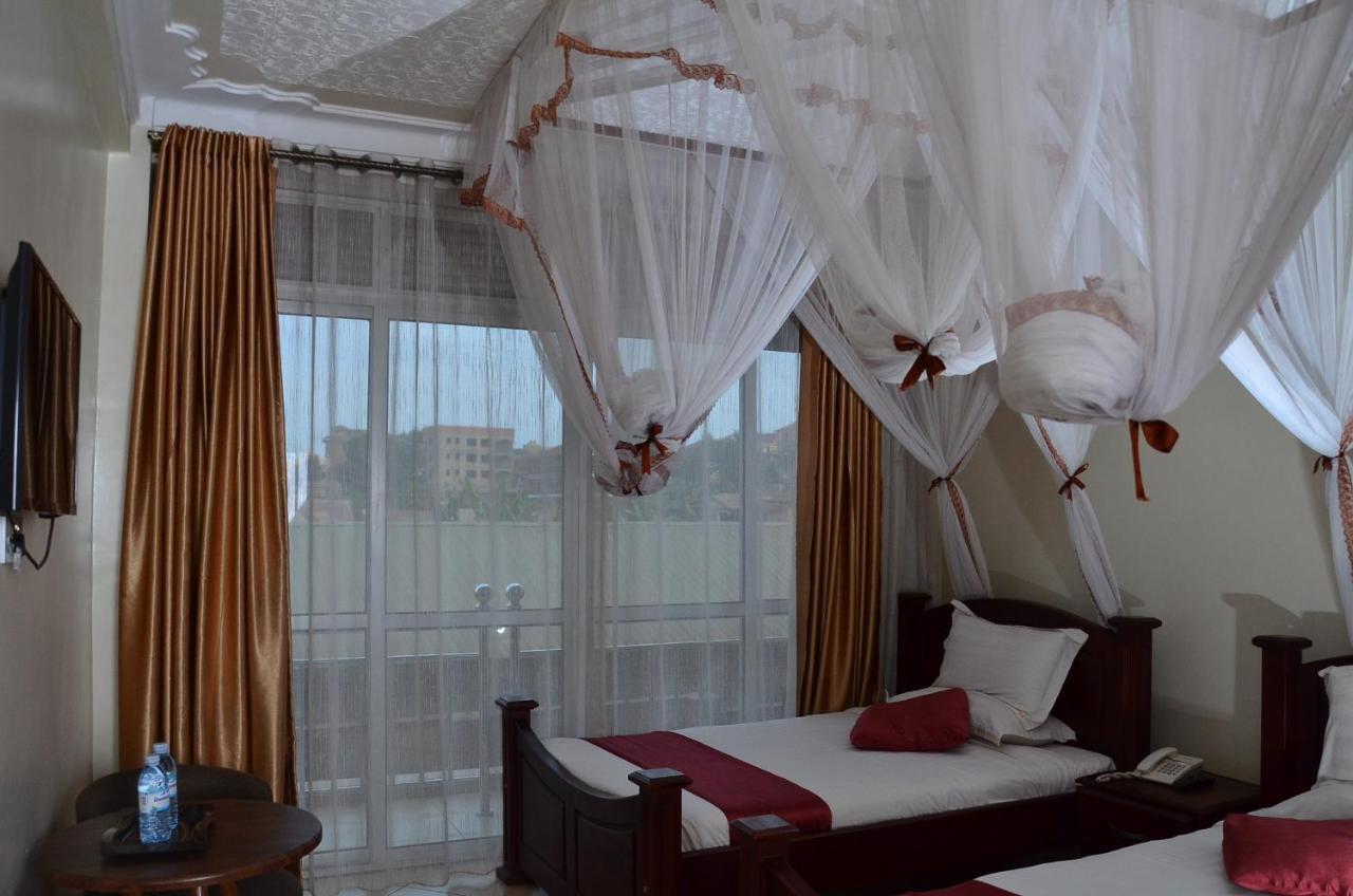 Ss Hotel Kampala Exteriér fotografie
