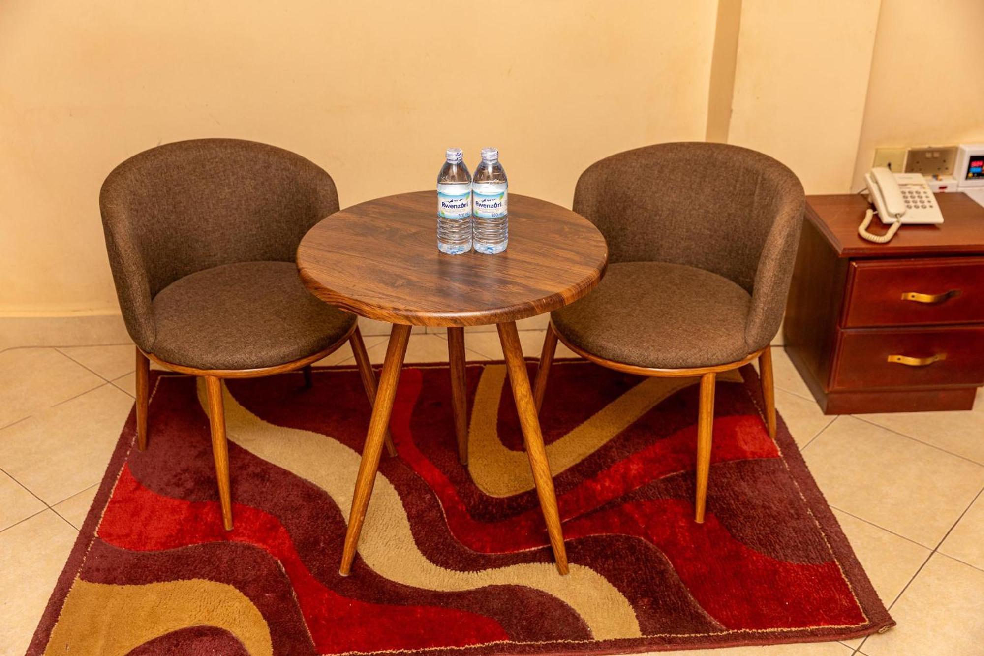 Ss Hotel Kampala Exteriér fotografie